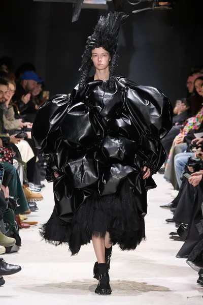 Look 2
